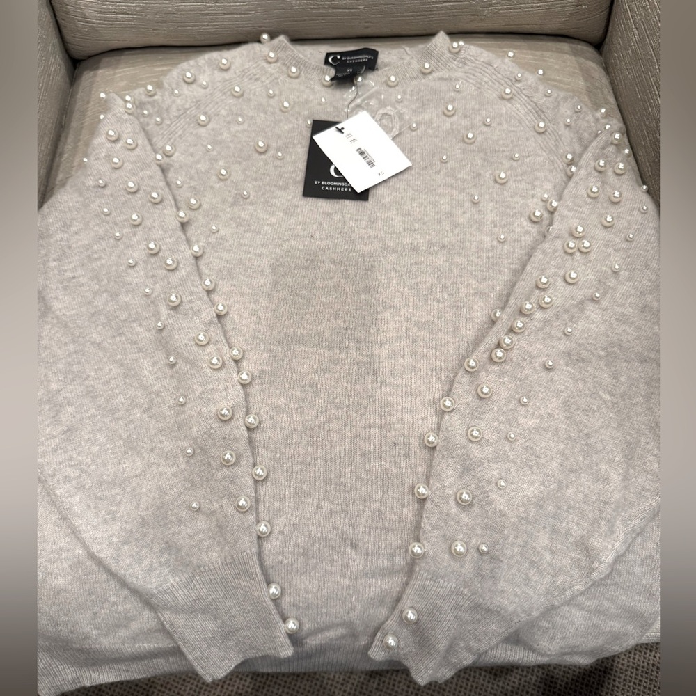NWT Cashmere sweater with pearl detail